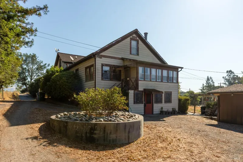 288 Ely Road, Petaluma