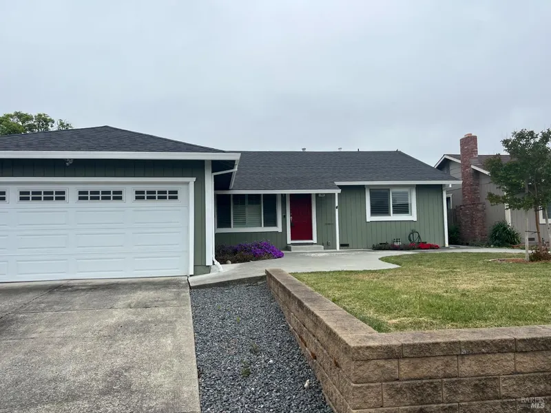 1066 Santa Clara Lane, Petaluma